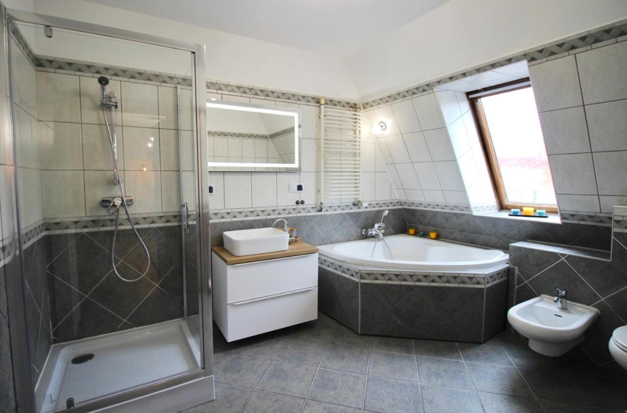 Apartamenty 3Kf Centrum Jelenia Góra Buitenkant foto